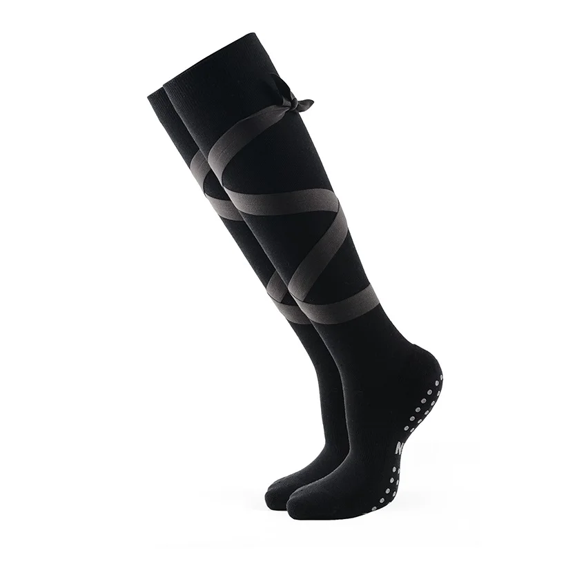 in Stocks Breathable Seamless Comfortable Knee High Custom Yoga Grip Socks