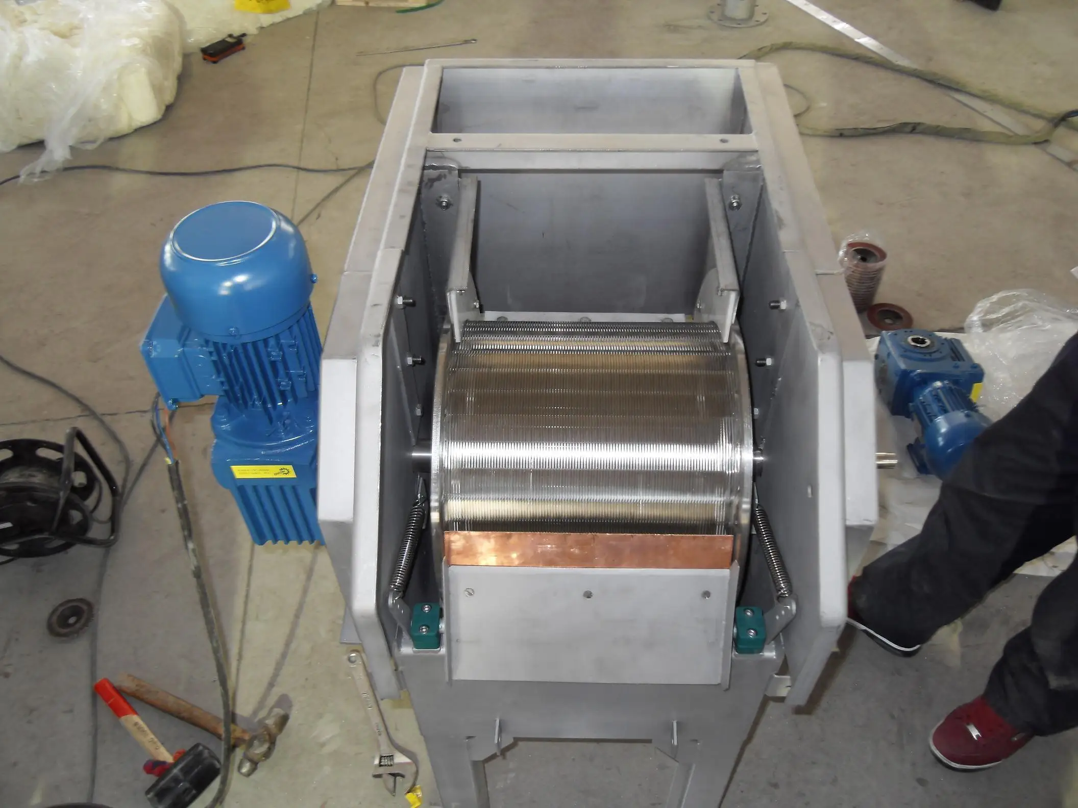 industrial screens continuous running rotary drum sieve waste water filter equipment