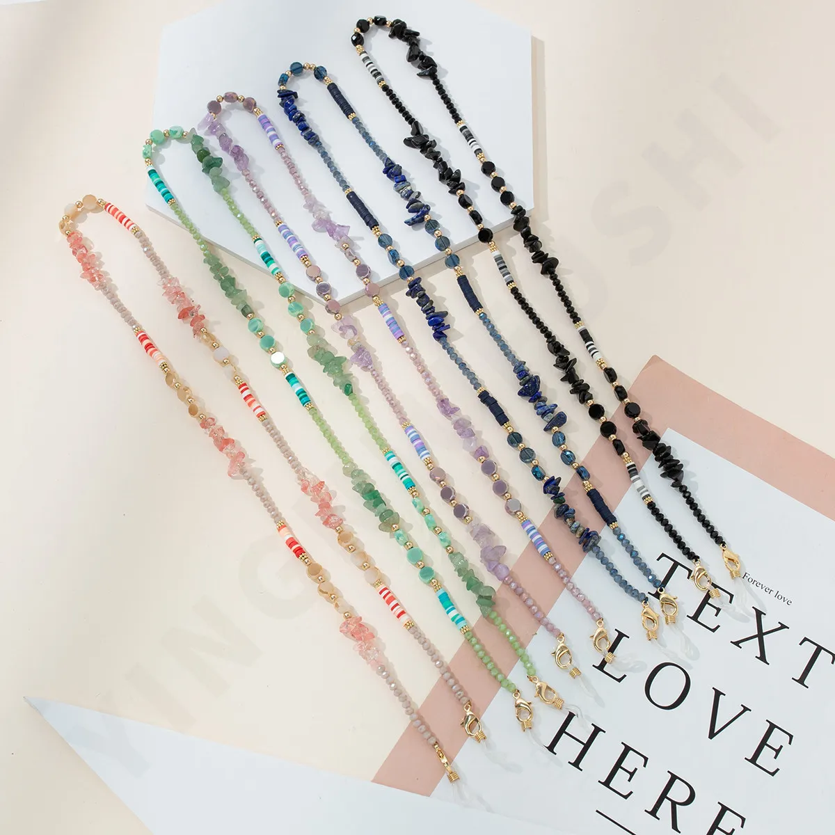 New Fashion Solf Pottery Sunglasses Holder Straps Vintage Natural Stone Chips Colored Crystal Beaded Neck Glasses Chains