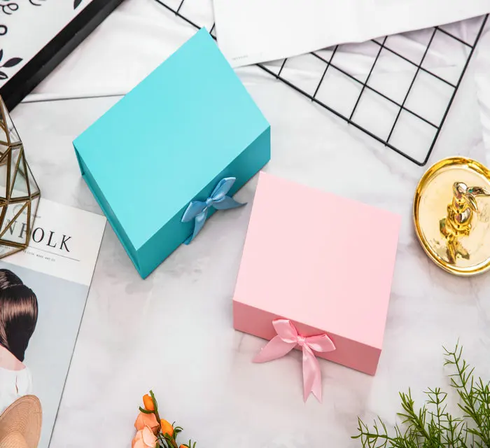 Small gift boxes with lid black blue pink color for gifts art packging cardboard box