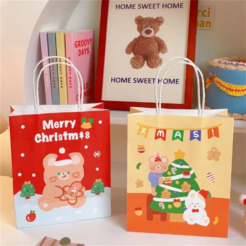 Customized Printing Christmas Theme Design Kraft Paper Handbag Cute Christmas Eve Candy christmas paper gift bag