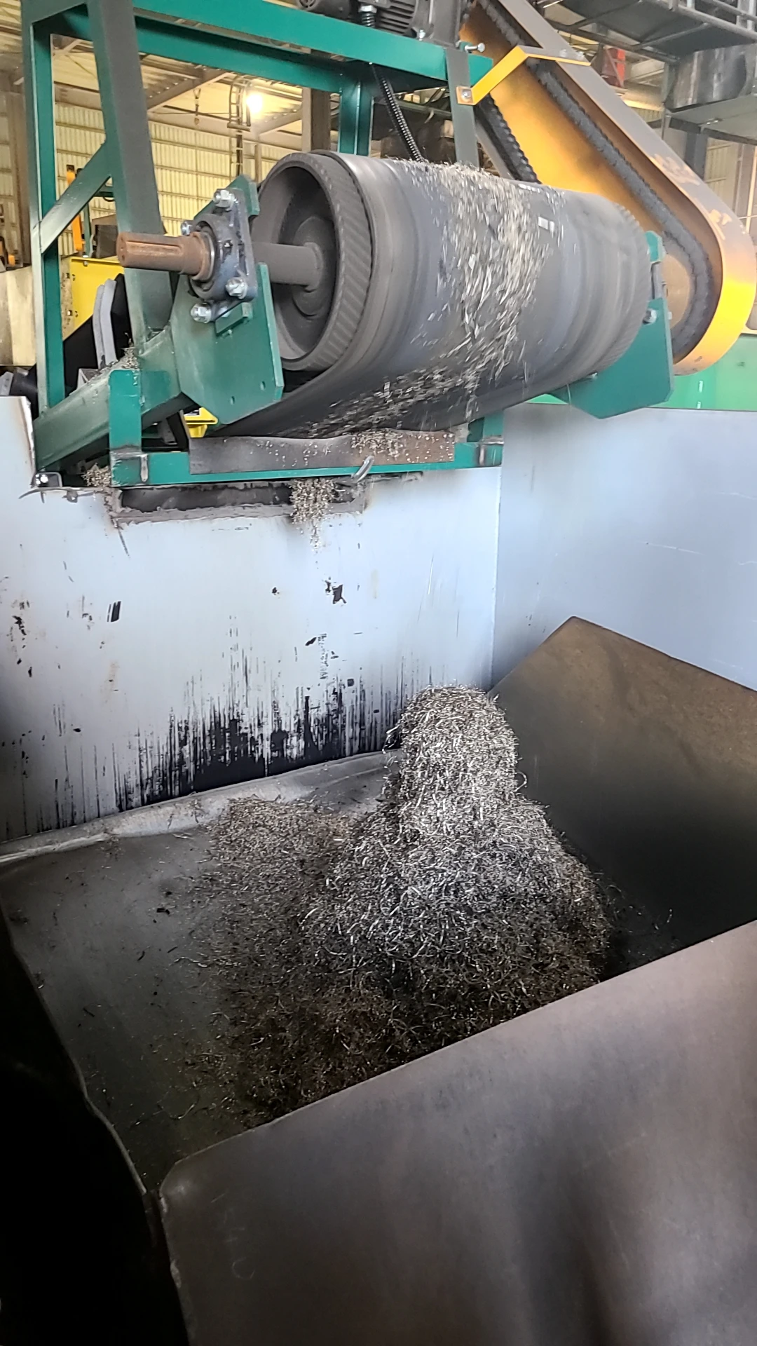 Japanese auto shredded steel metal scrap steel tire wire scrap