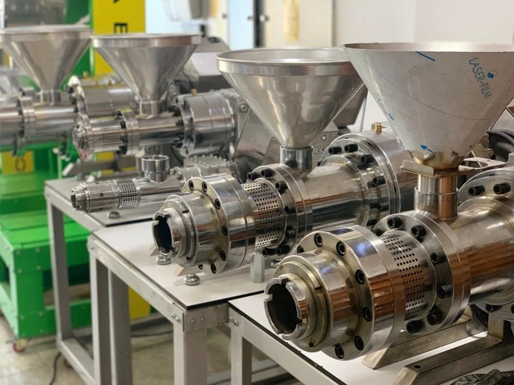 black seeds oil press machine / organic oil making machine / top quality machine