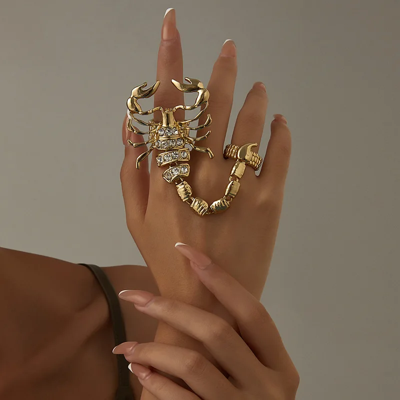 New Exaggerated Punk Scorpion Two Piece Crystal Adjustable Retro Personality Animal Big Ring Special Rock Style Jewelry