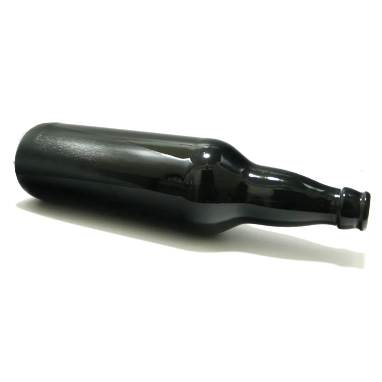 Wholesale 650 ml black vodka fancy beer glass bottle CY-1139