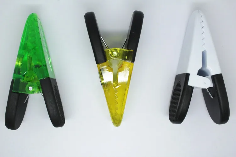 Promotional Plastic Refrigerator Magnetic Clip Office Refrigerator Magnet Paperclip