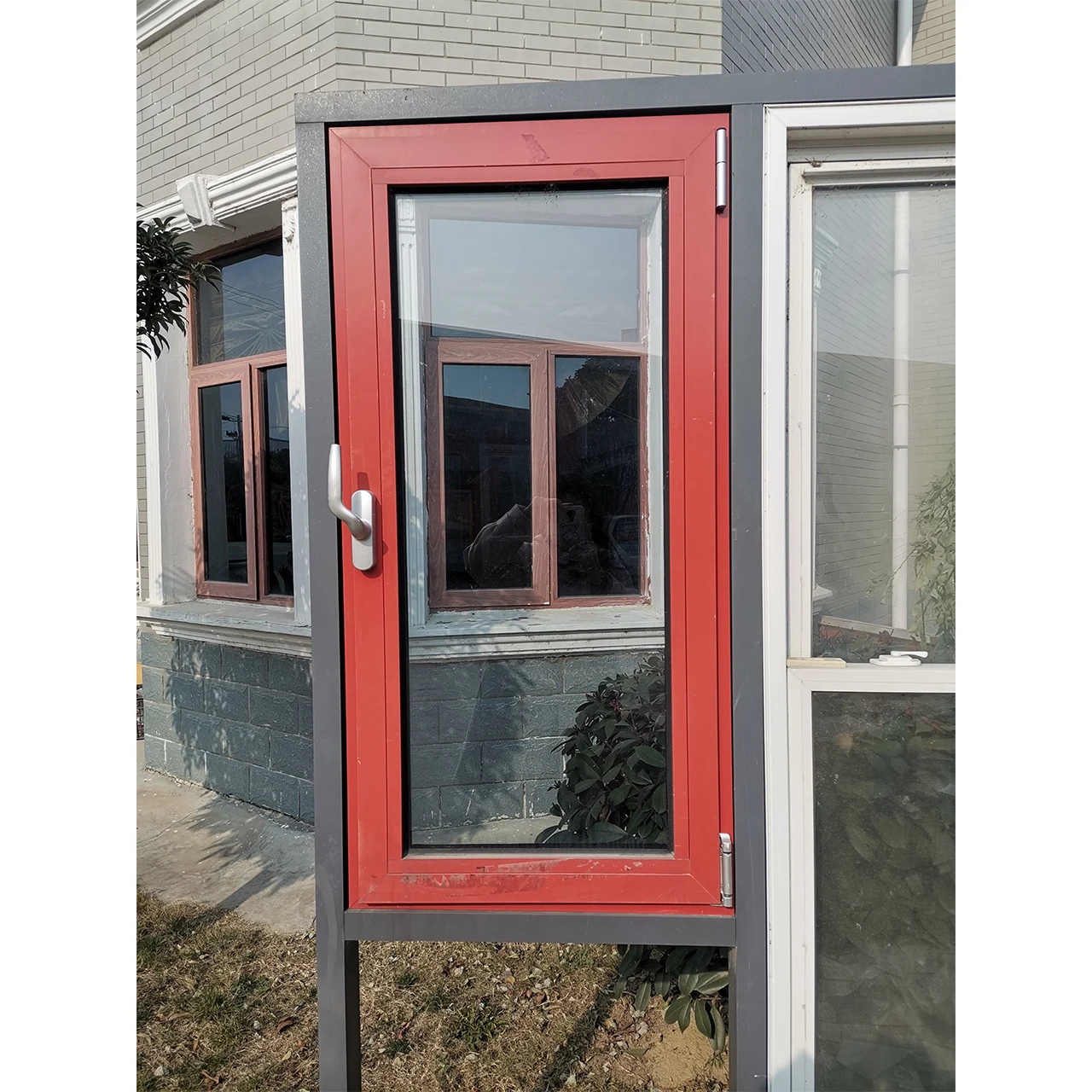 Factory direct sales All kinds of Germany window manufacturers cheap tilt&turn windows aluminium or vinyl windows