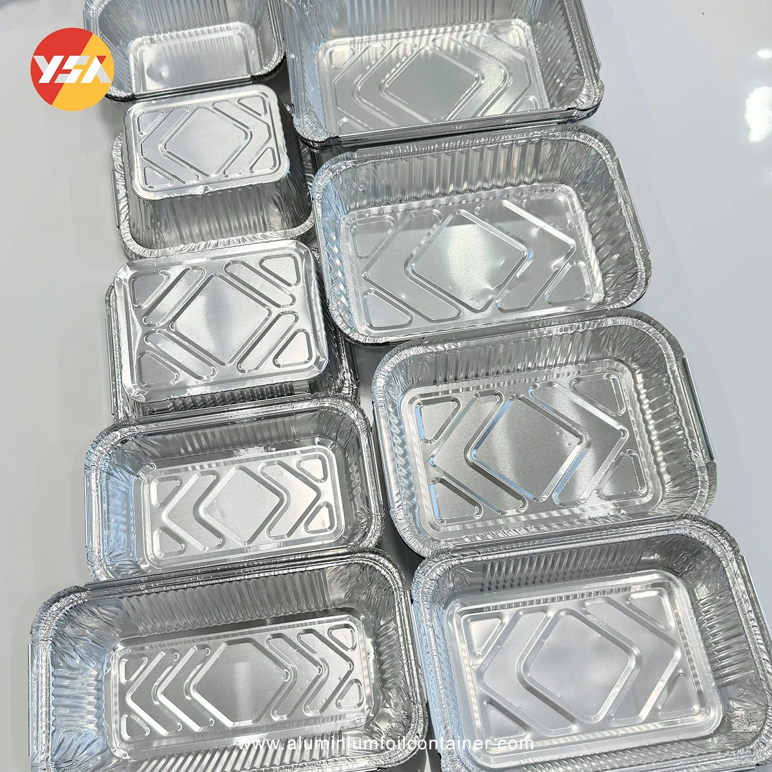 Deep Half Size Disposable Aluminum Food Baking Catering Trays with Lids Take-out Pack Aluminum Foil Container