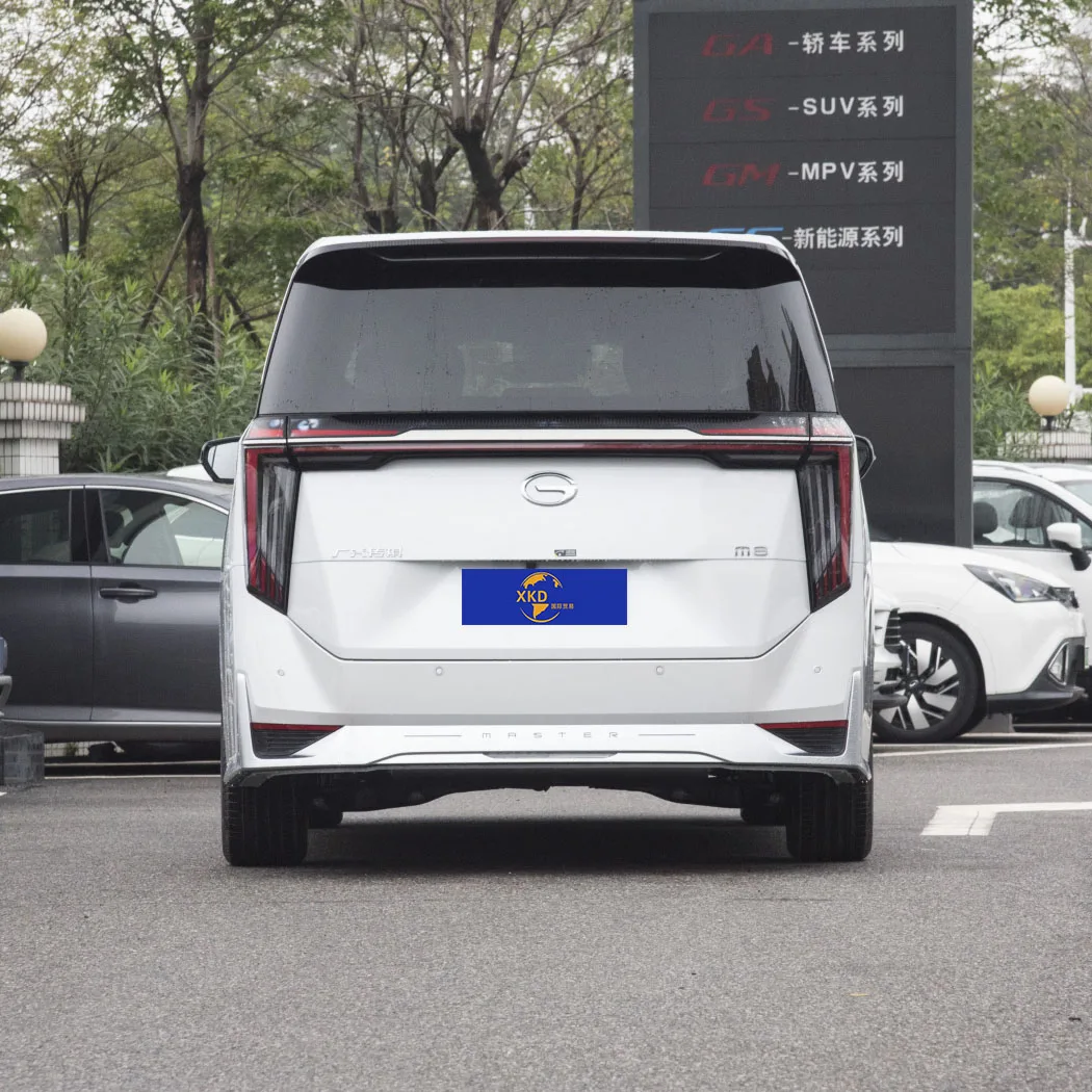 Gac chuanqi M8 средний и большой MPV бензиновый автомобиль 2.0L 254HP 7-местный Высокоскоростной 200 км новый
