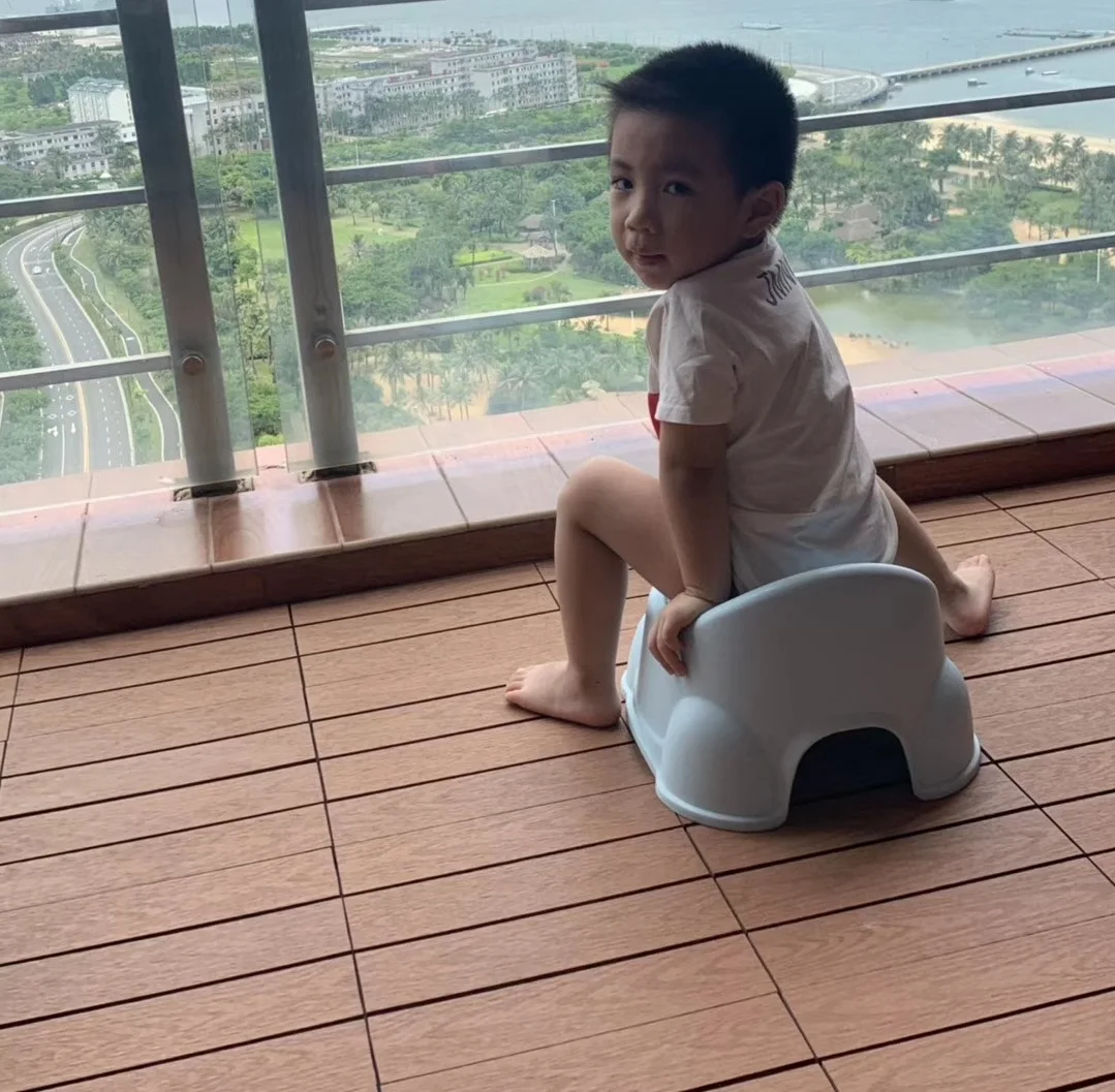 Chinese Plastic Composite Wood Exterior Wooden Floor Tile Prices In Sri Lanka WPC Solid Floor Tiles Waterproof Engineered Wood