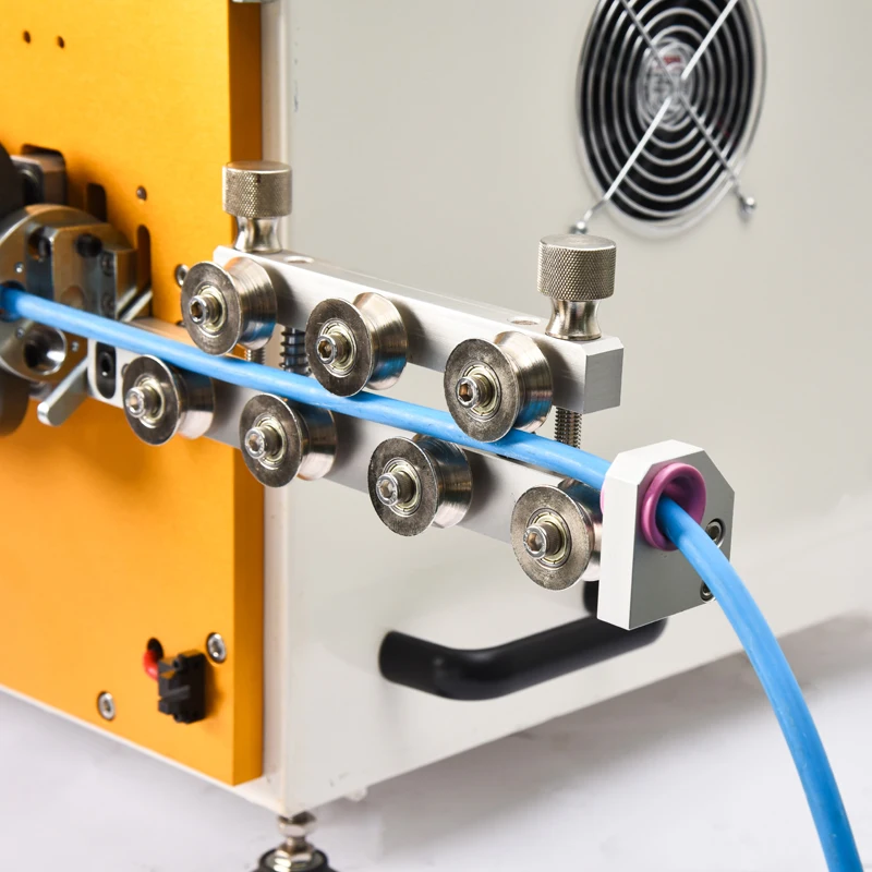 HC-608E3 полностью автоматическая электрическая обшитая куртка внутренняя машина для зачистки провода