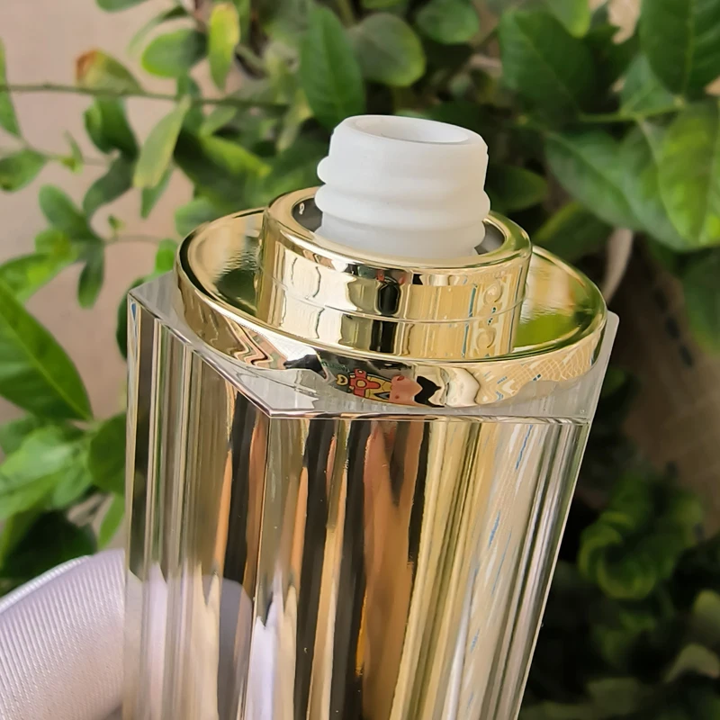 M603 In Sock Gold 30ml 50ml 100ml 120 ml Plastic Cream Bottle Skin Care Container Empty Custom Lotion Cosmetic Jars and Bottles