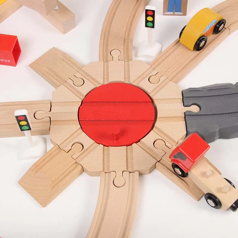 Classical Toy wood Electric Toy Wooden Railway Track Train Set Toy 130pcs Rail Overpass for Kids