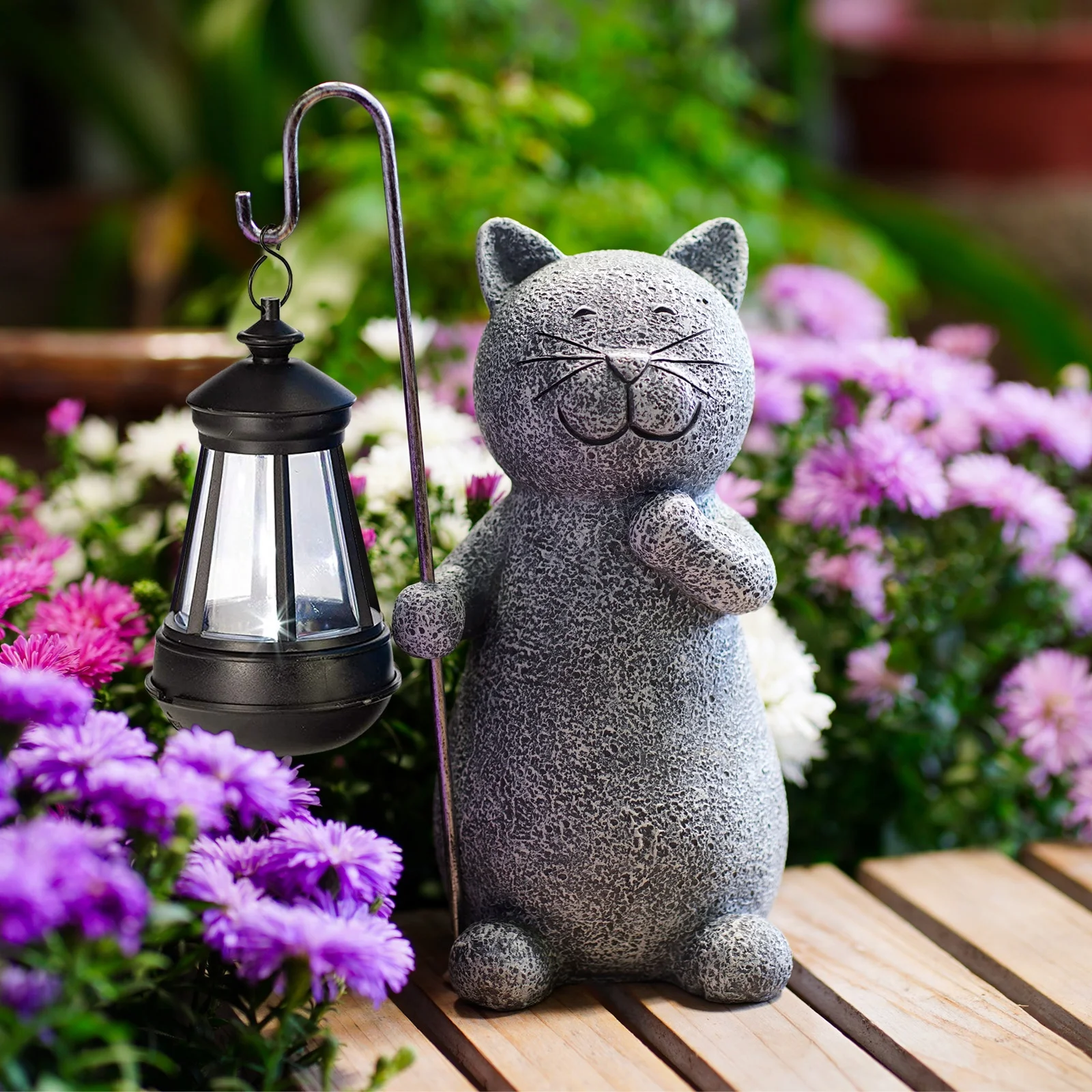 BSCI Factory Solar Garden Statue Cat Figurine with Solar Lantern for Patio,Balcony and Yard Decoration