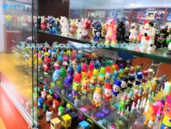 Custom Mini Figure Designer Art Toy Sofubi/So Cute Vinyl Pop Dolls/ OEM Soft PVC Vinyl Toys