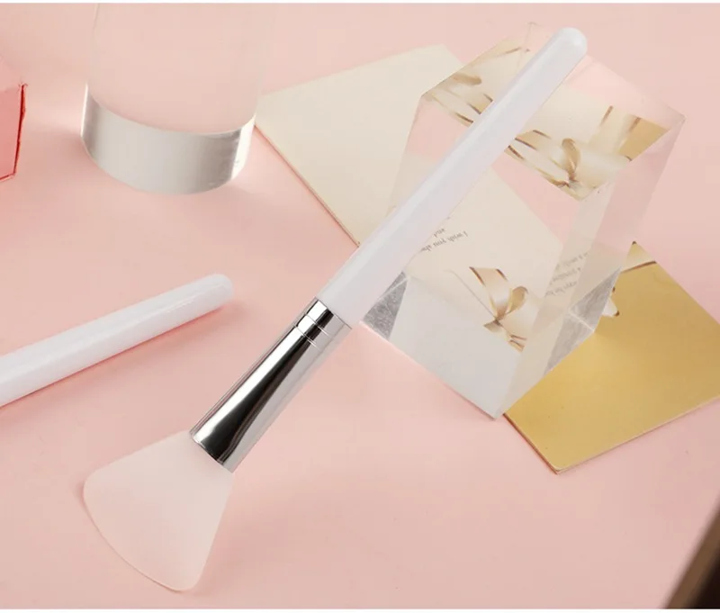 Silica gel mask brush makeup brush soft head mud film knife shape beauty makeup DIY mask brush