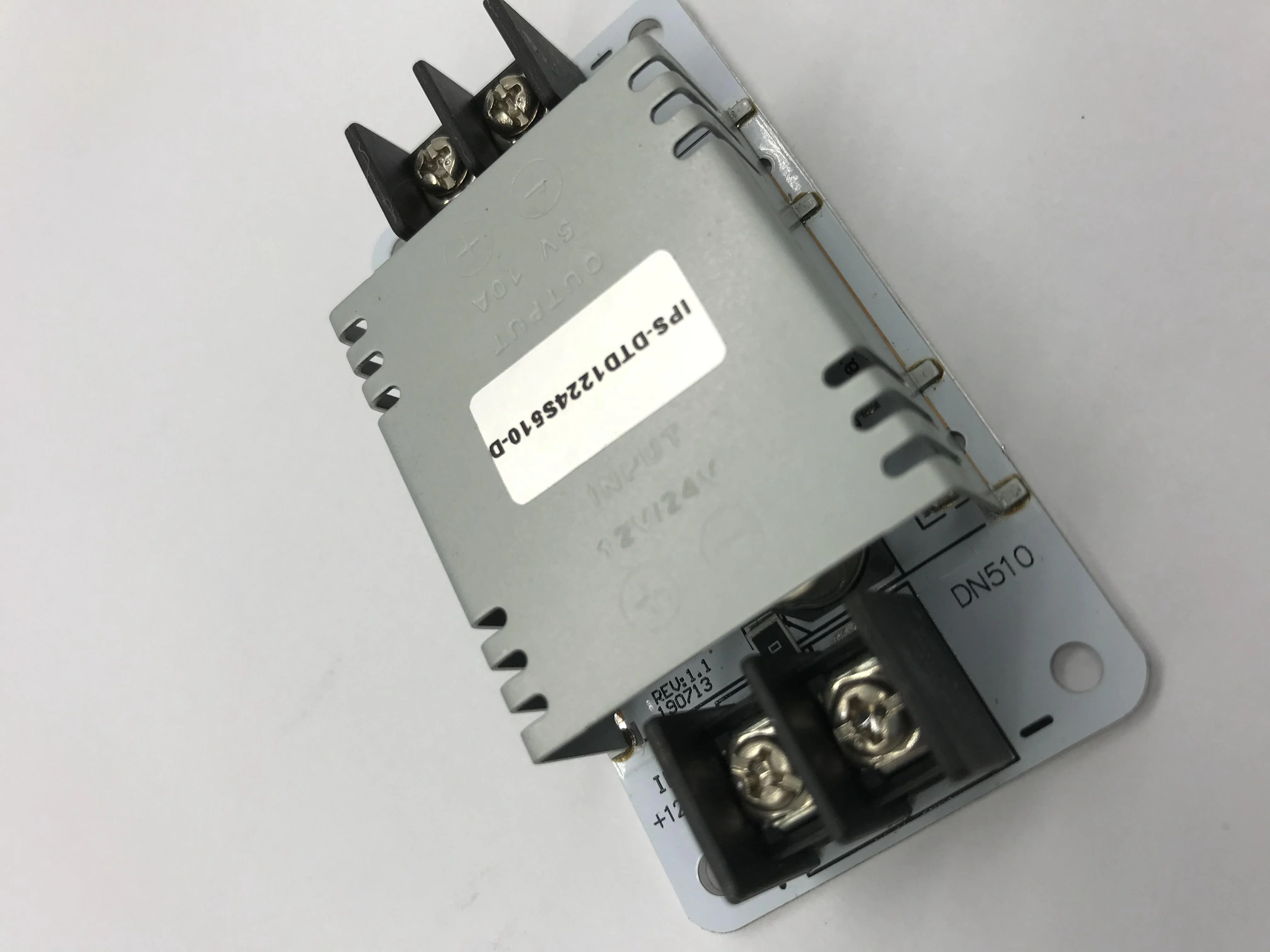 Водонепроницаемый понижающий модуль 12/24v to 5v 10A Вт конвертер постоянного/переменного