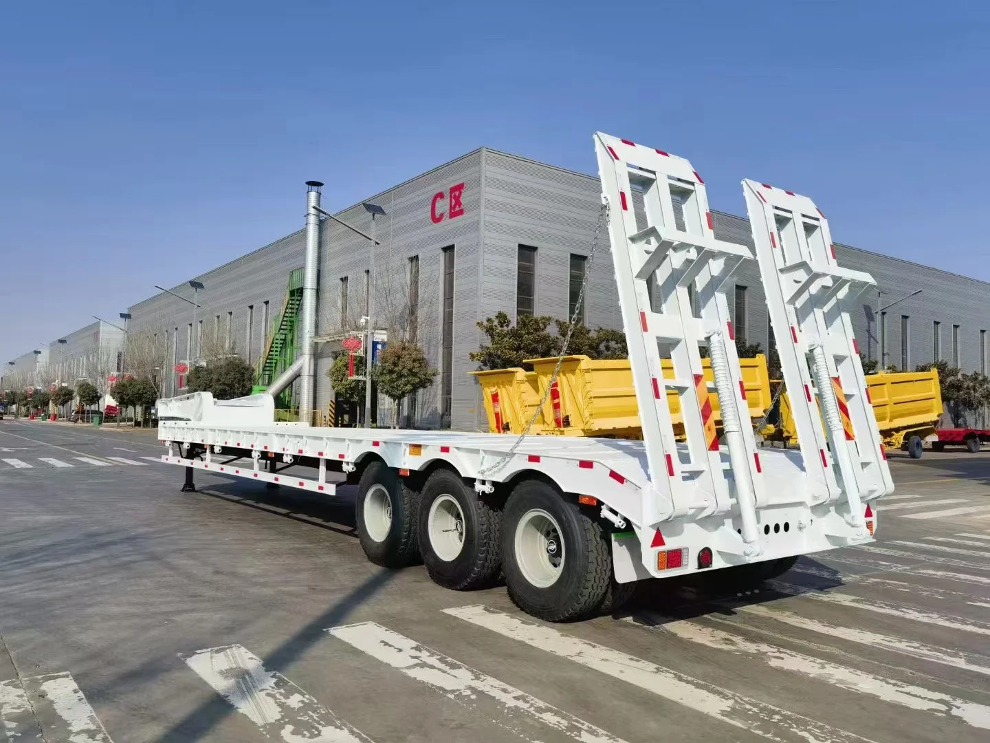 Vehicle Master four axis lowbed semi trailer customized lowbed semi trailers