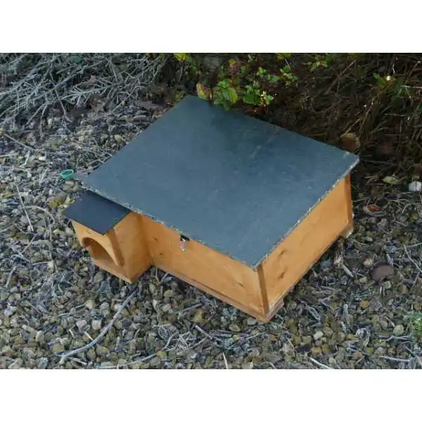 Custom outdoor wooden hedgehog house nest