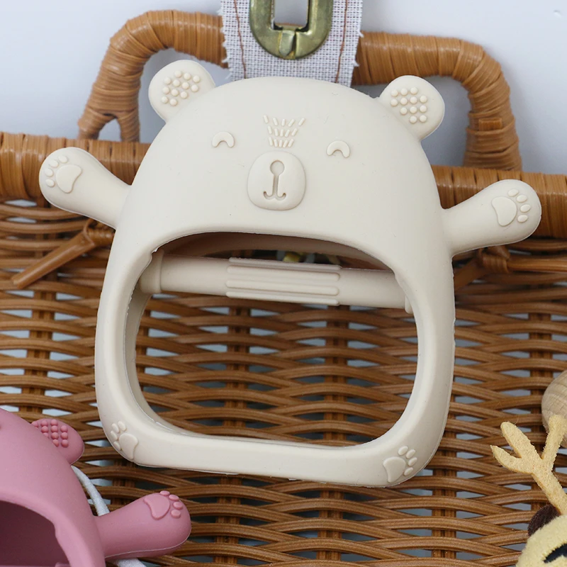 Cute cartoon attractive baby attention silicone grip glove soothing bear pig chick designs silicone teether toys
