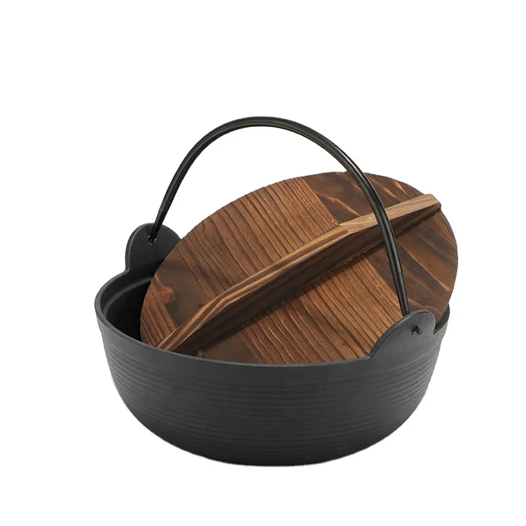 Wholesale 20/24/26/28CM Pre-Seasoned Japanese Cast Iron Sukiyaki Nabe Ramen Hot Pot with Wooden Lid
