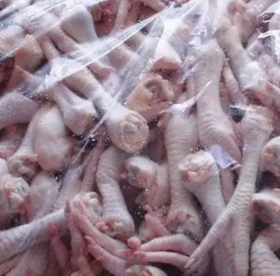 VERY CLEAN HALAL FROZEN CHICKEN FEET AND FULL CHICKEN for sale at cheap prices