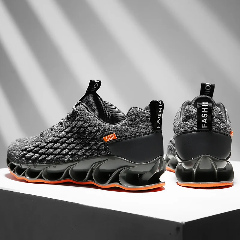 
Jinjiang supplier Custom logo Tennis shoe safety light up leather trainers casual sport shoes men sneakers 