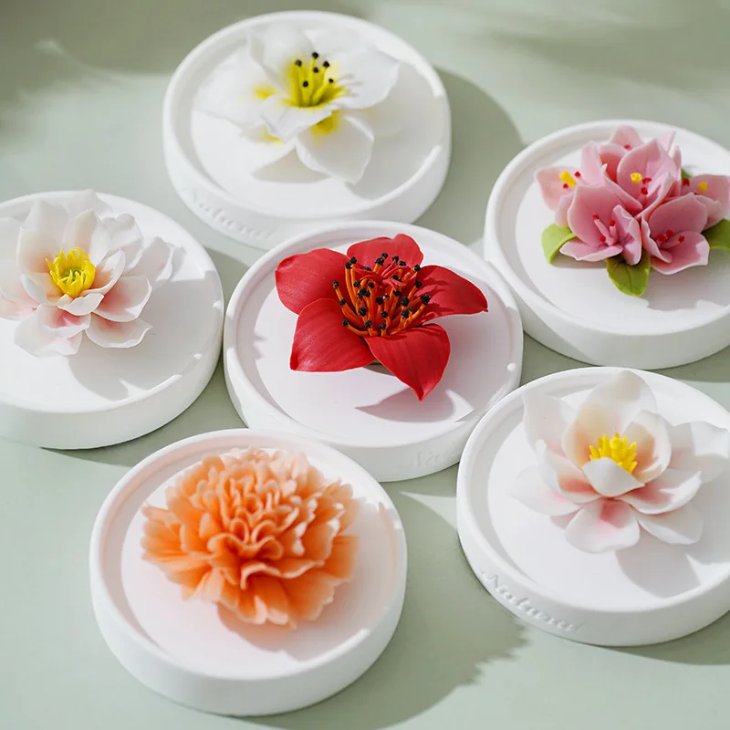 Handmade hot sale ceramic flower diffuser with 10ml essential oil for freshener perfume car and good present for girl