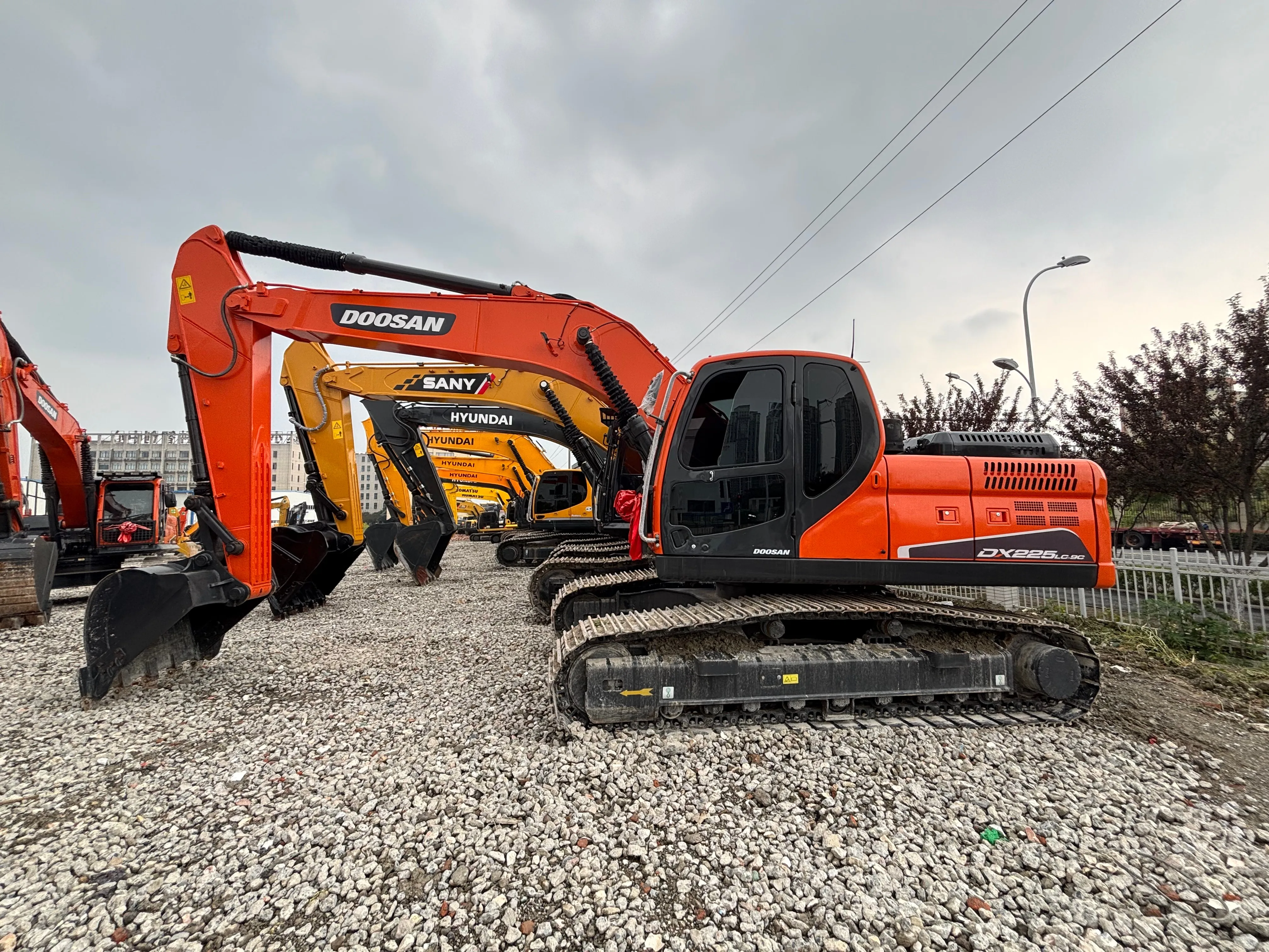 Werkuren Kwaliteit Gegarandeerd Origineel Korea Gebruikt Doosan Dx225 Dx225lc