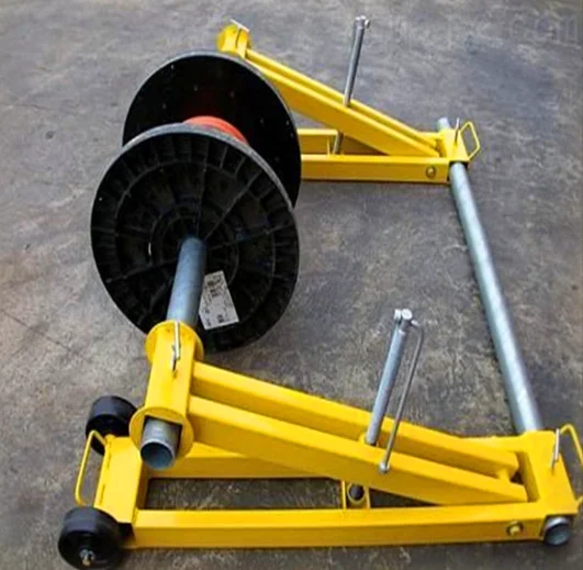 Spring Steel Hydraulic Puller with Commins Engine