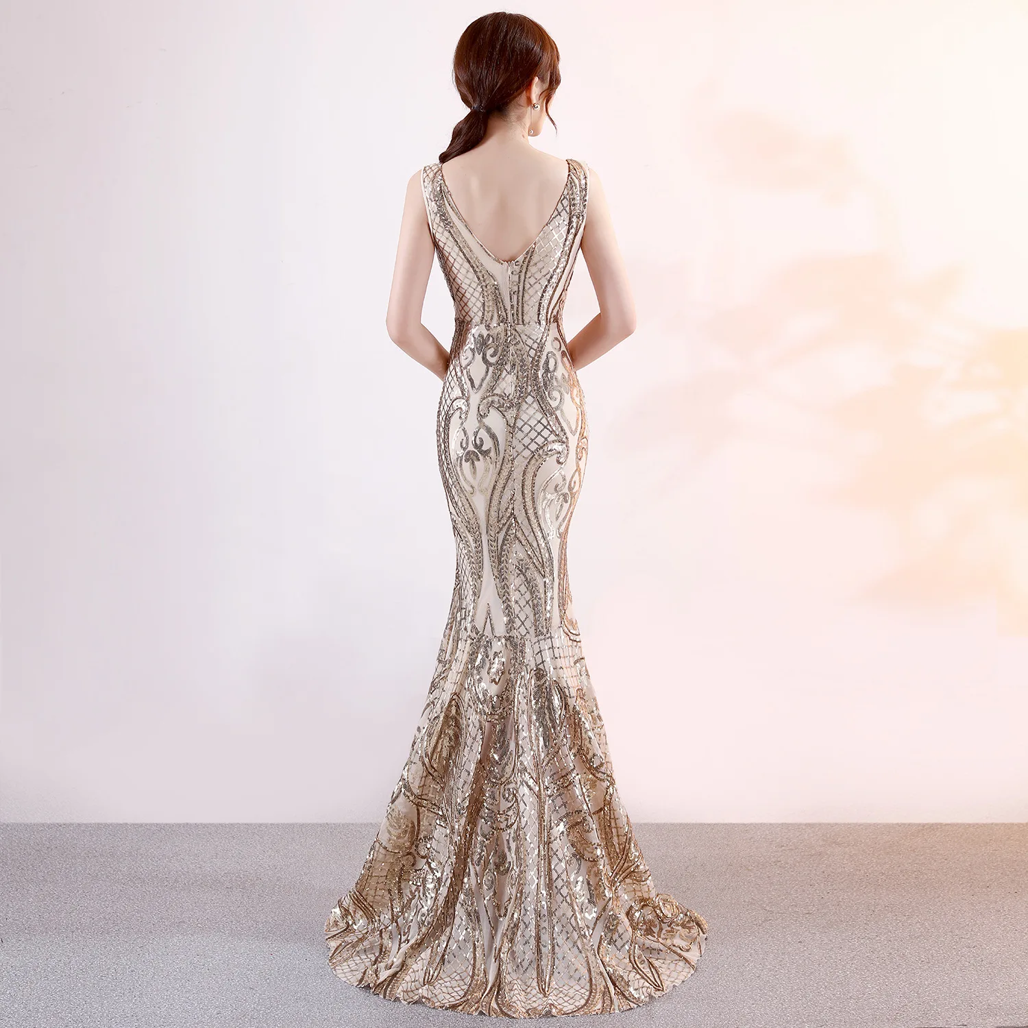 Wholesales  bride high Quality Fishtail Korean evening dress V neck Sing Clothing Gown Prom Evening Women Dress