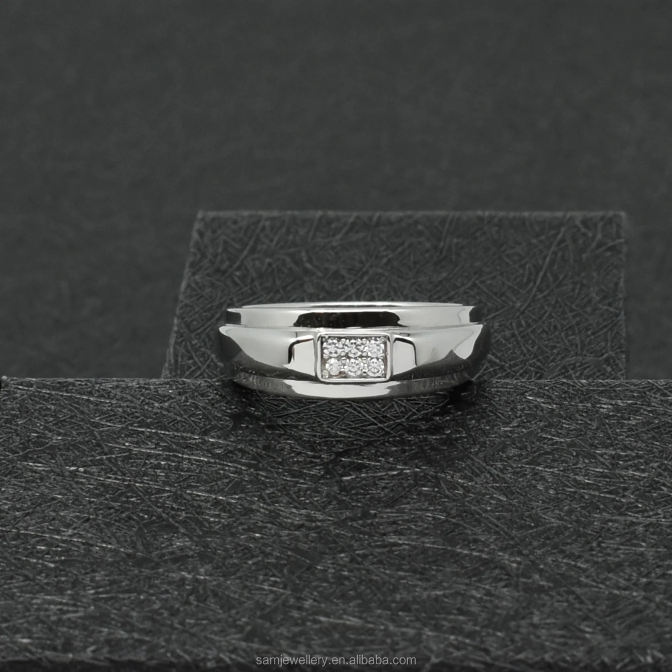 Best Selling Men Jewelry Saudi Arabic 18k Gold Plated Noble Man Engagement Band Finger Ring