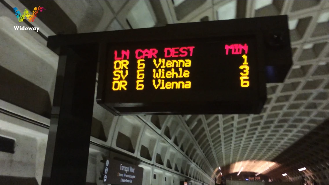 P6/P8/P10 Matrix Passenger Information Display Subway Station Route Sign LED Scrolling Variable Full Color LED Display