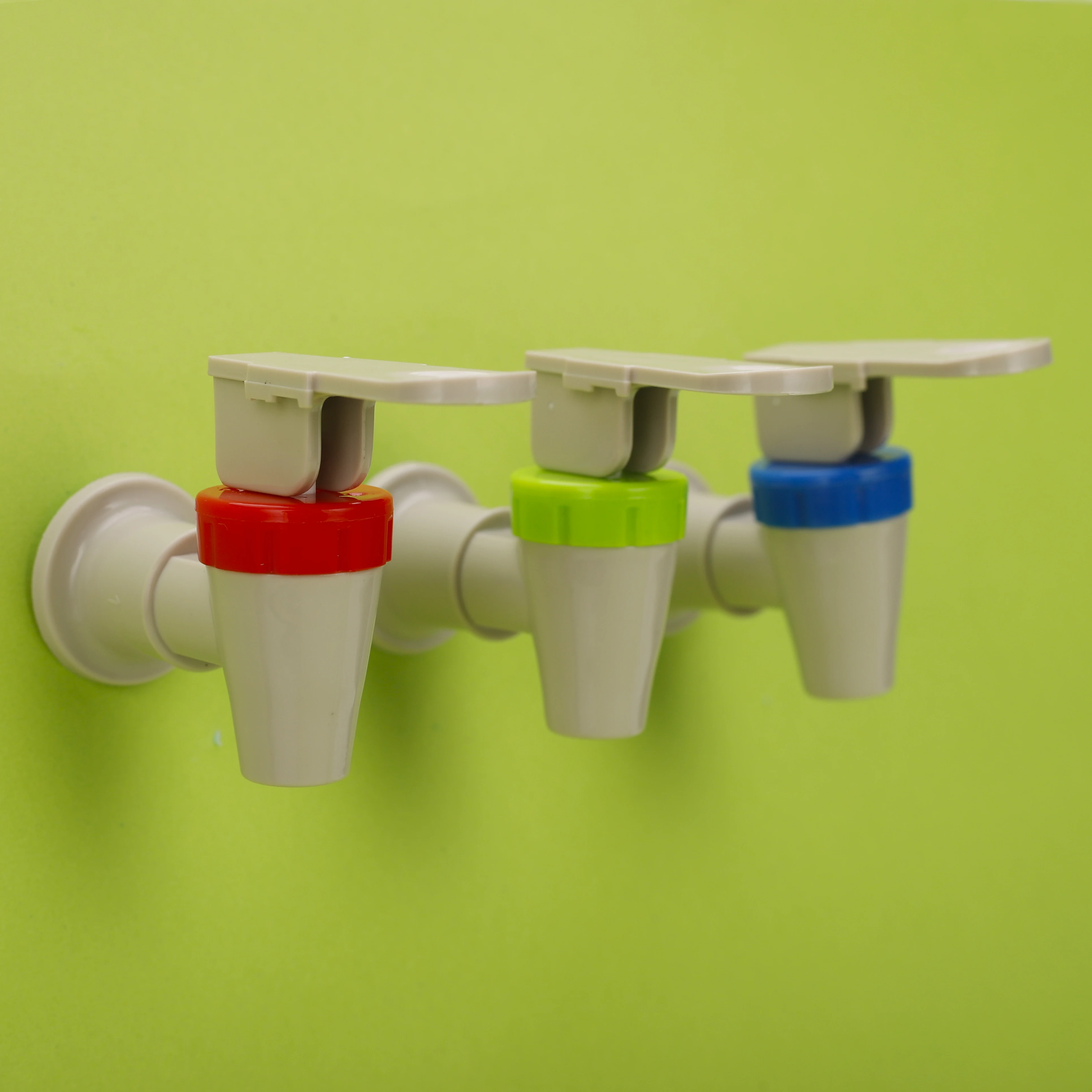 
Высококачественный дешевый водяной диспенсер, запчасти для водопроводного крана, кран для горячей/холодной воды, кран для кипячения воды 