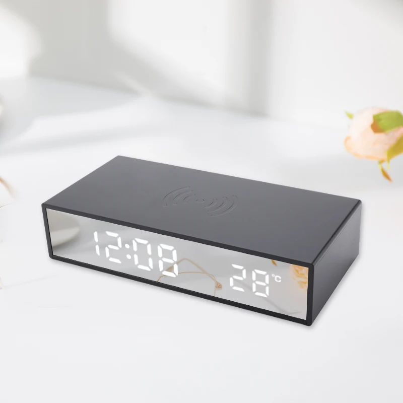 Smart Alaram Clock. Charge And Electric Led Digital Display Of Station Alarm With Wireless Phone Charging Table Clock