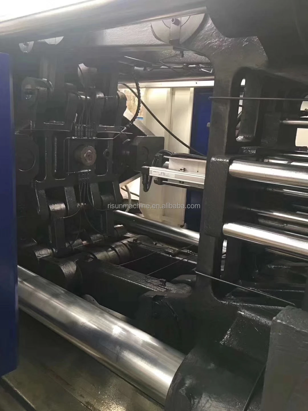 Servo Haitian 470 ton MA4700 used plastic injection molding machine second hand molding machine