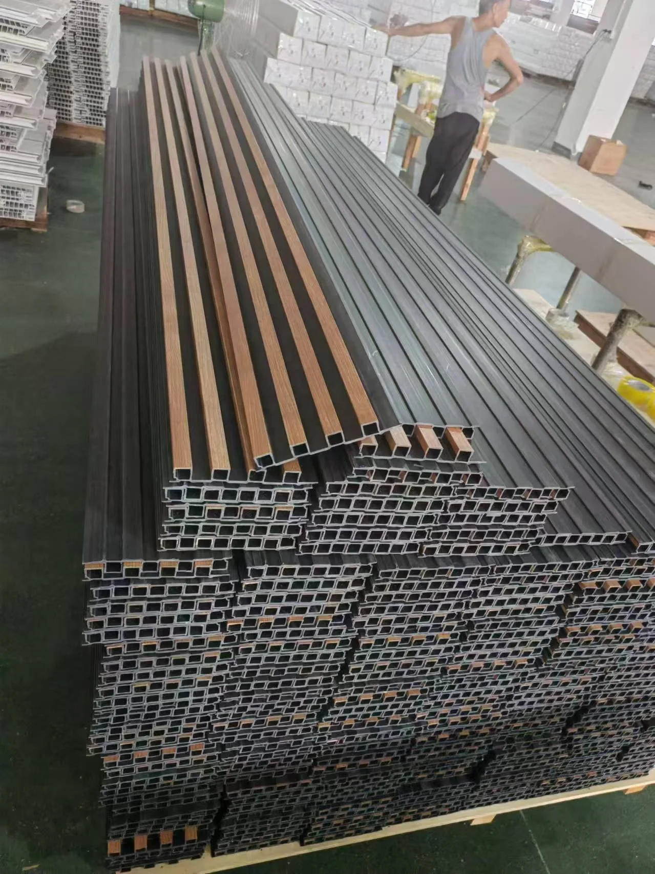 Wholesale Price Frame Solid Waterproof Cladding Clips Interior Decoration Wpc Wall Panel