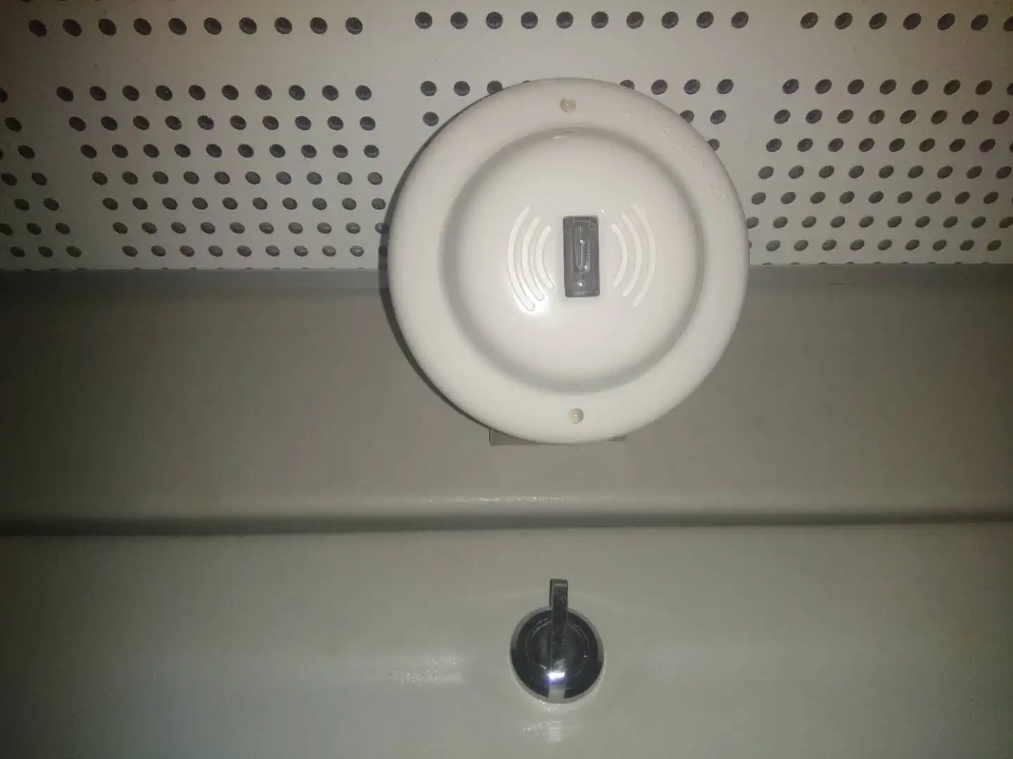 
Factory direct hot selling Water based fire extinguishing installation firefighting equipment for bus cabin fire fighting equipment 