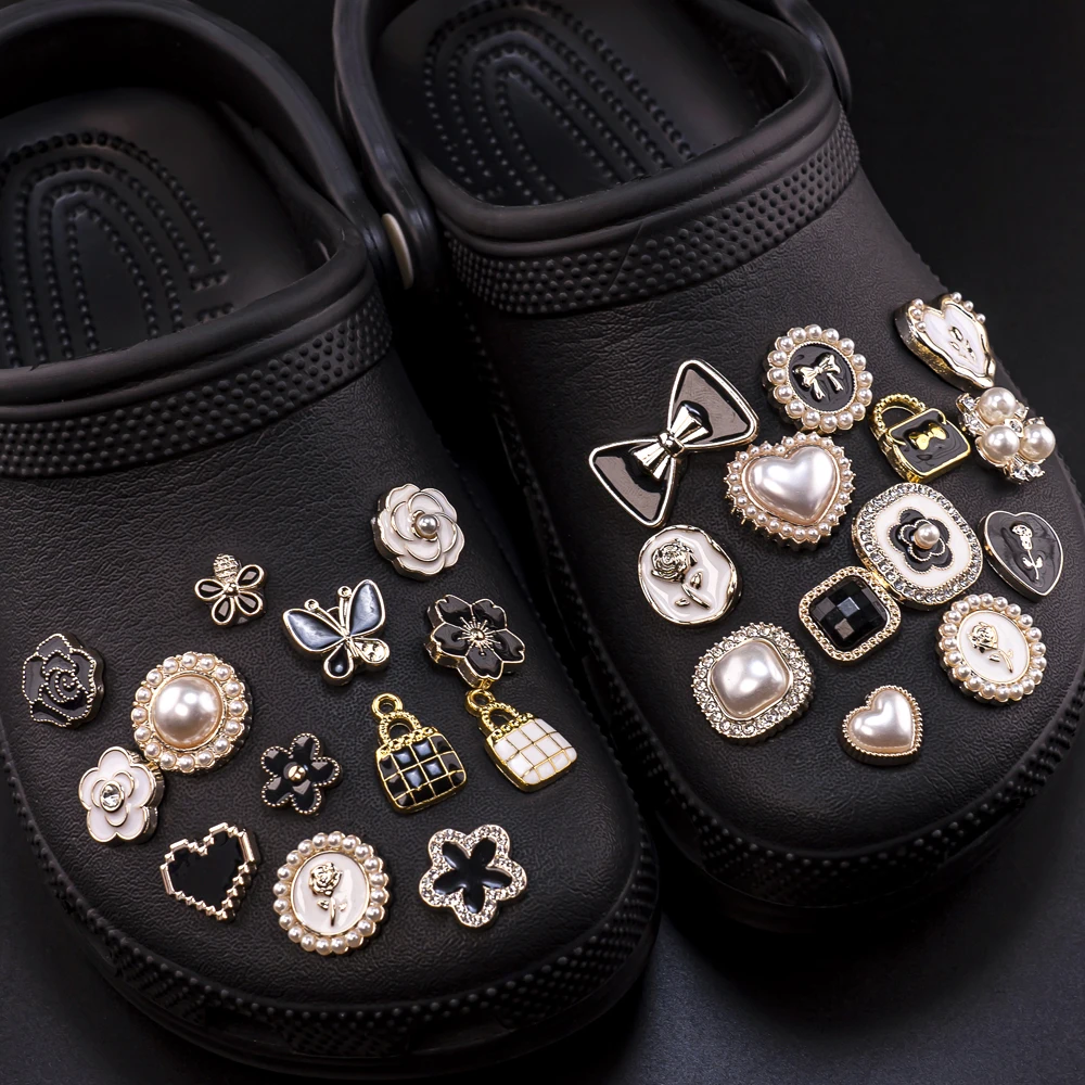 HYB kuaji wholesale crystal bear pearls Popular New designer Acrylic clog charms shoe charm decorations acrylic charms custom