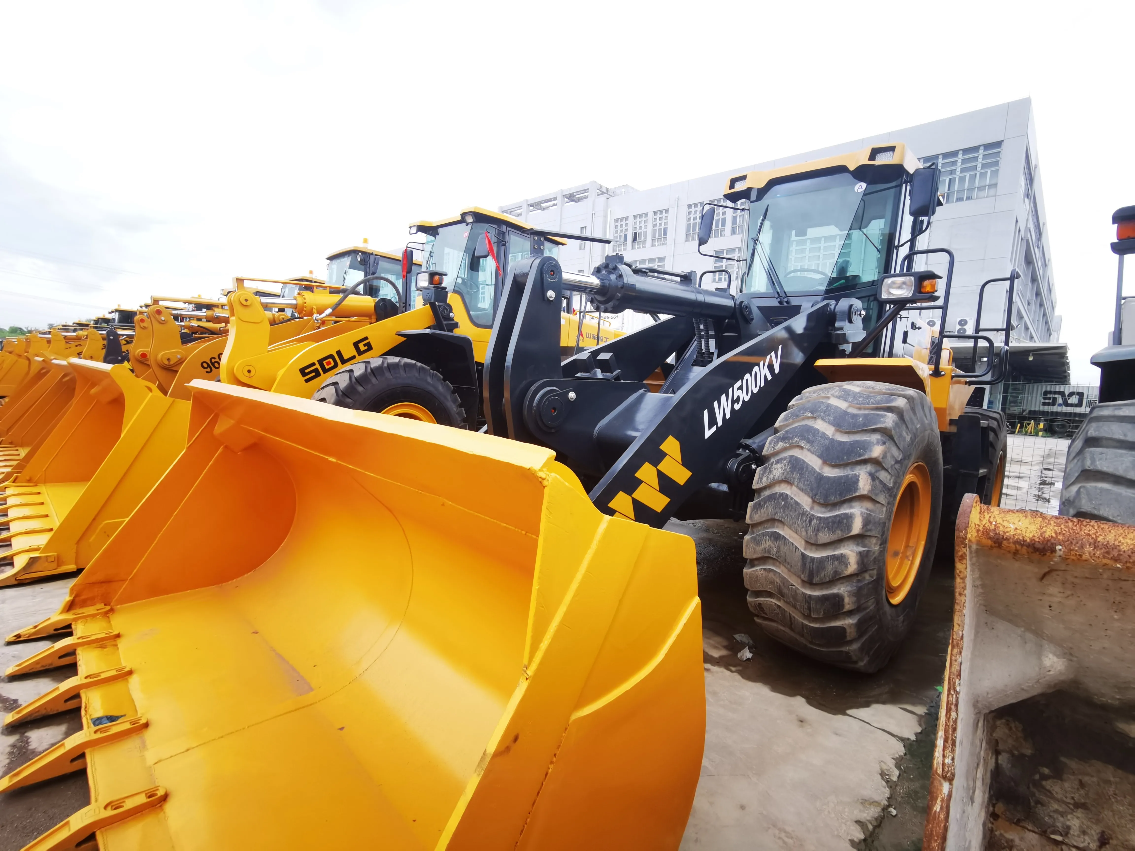 High Quality Used LW500KV 5ton Front Wheel Loader 162kw Weichai Engine Cheap Sale Farm Used Backhoe Loader Excavator 5 ton Rated
