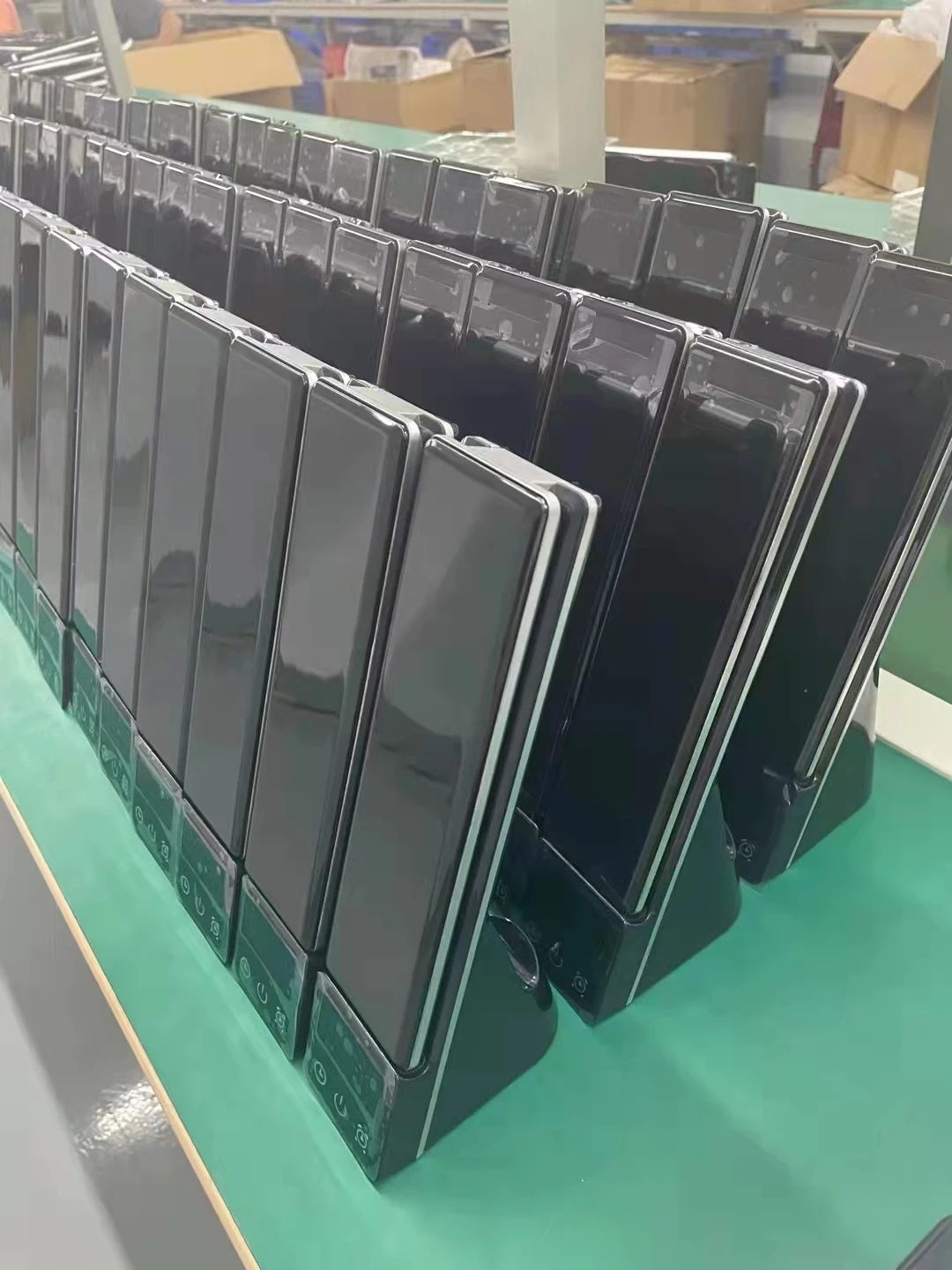 Беспроводное зарядное устройство для Iphone 4 в 1 дизайнерская Светодиодная настольная лампа с сенсорным управлением прикроватного столика чтения кабинета умная обучения защита глаз