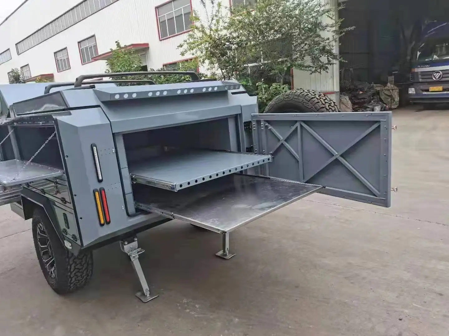 High Quality 4x4 Off Road Camper Small Camping Independent Suspension Travel Trailers