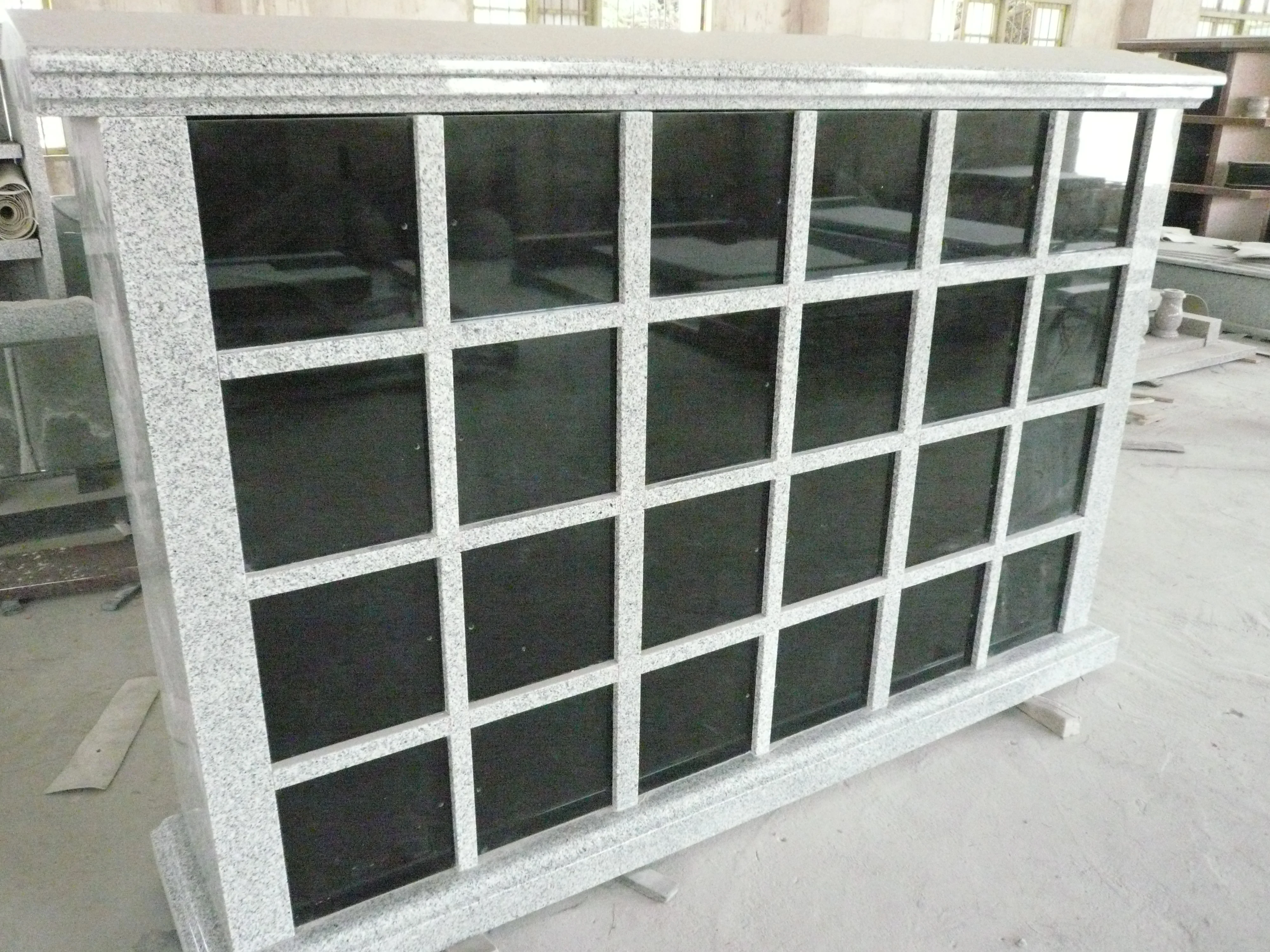 Cheap China G603 Grey Granite Tombstone Columbarium Niche For American