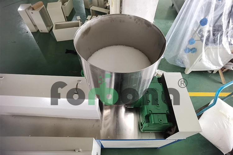 Forbona  Easy To Use Fully Automatic Stability PP PE Plastic Medical Area Straws Stick Making Machine