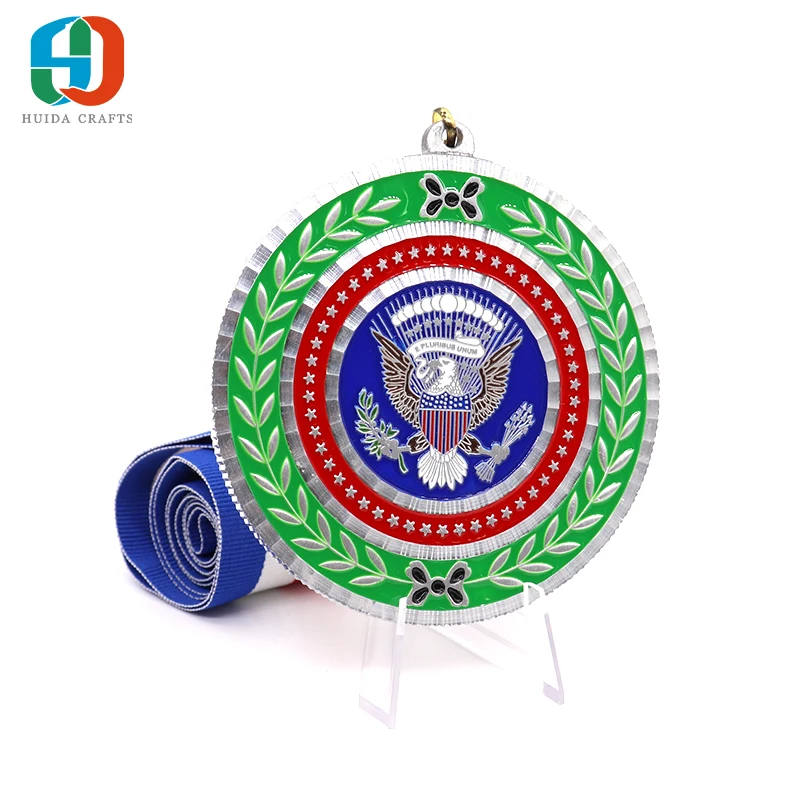 
Chinese manufacturers personalized sports medal metal custom logo finishing running Medal 