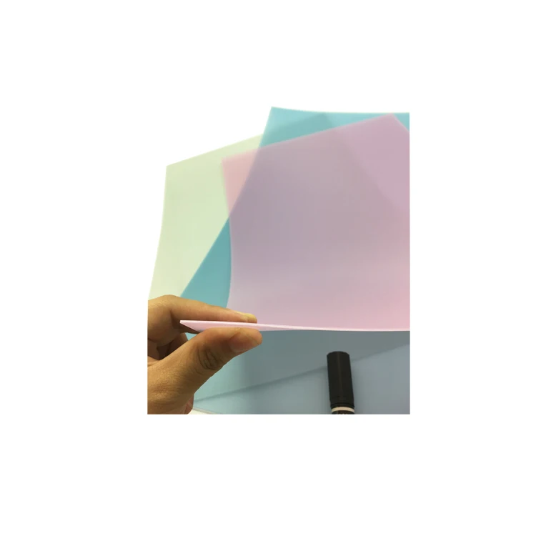 Пластиковая крышка для папки формата А4