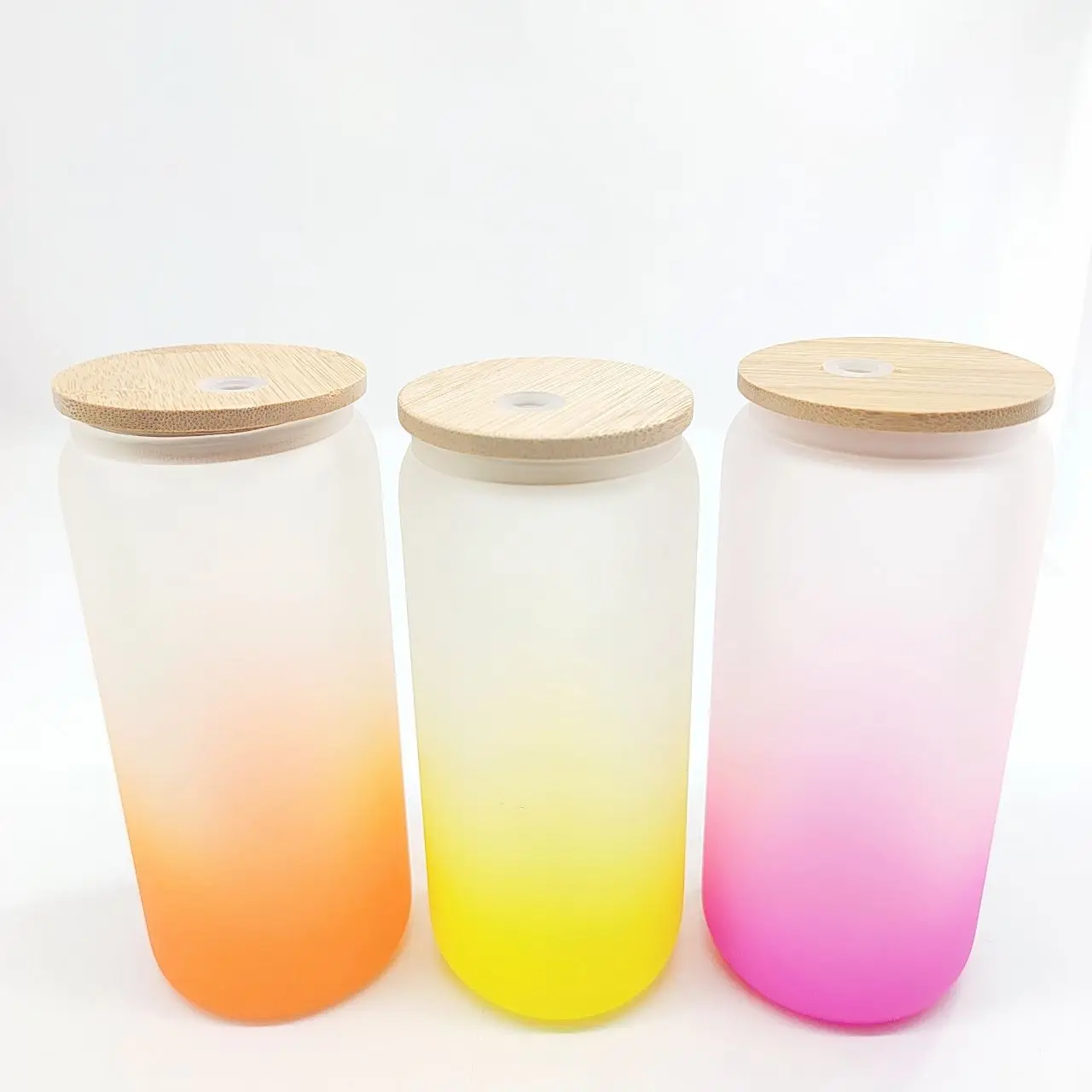 US Warehouse Stock High Quality Transparent ombre 550ml 16oz Can Shaped Containers Bamboo Lid Cola Beer Glass Cup with Straw