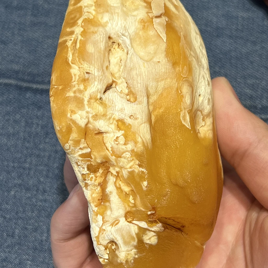 Factory Direct Selling Natural Amber Jewelry Baltic Sea Russian Amber Stone with Gold and White Alternatives High Quality