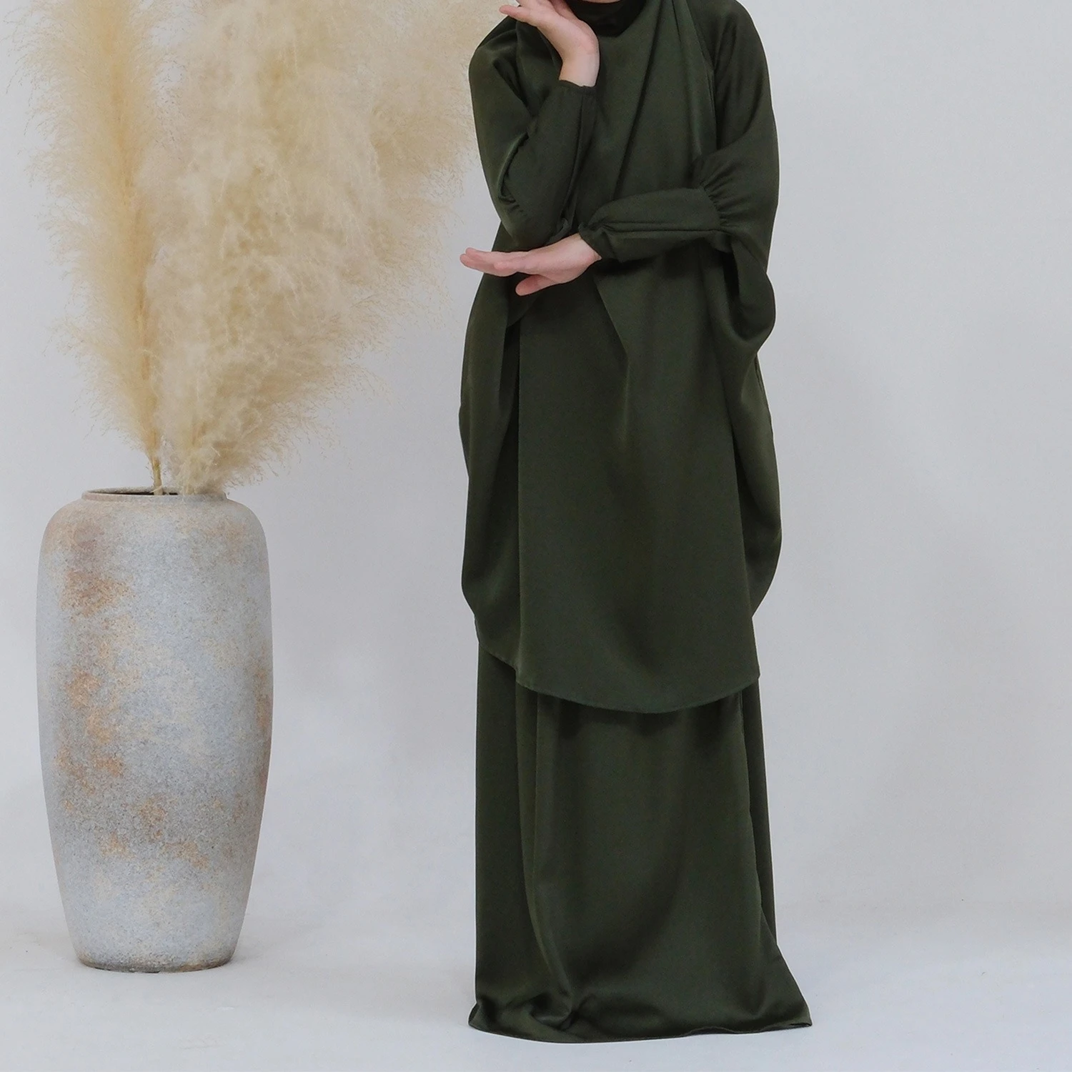 New Arrival Kids Two pieces Muslim Prayer Dress Abaya Set Long Hijab Abaya Islamic Clothing Muslim Khimar Jilbab Overhead