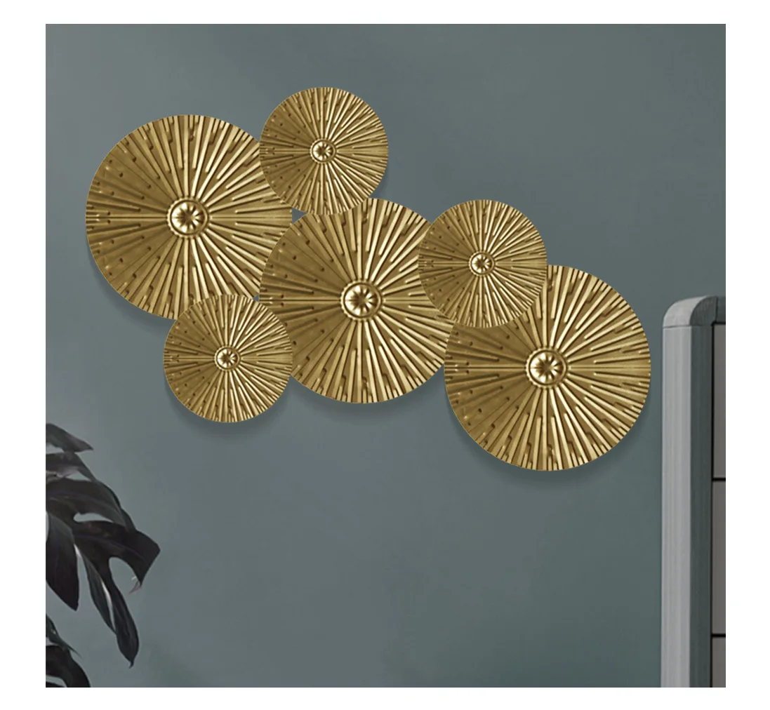 Europe market Modern Accents Gold Luxury Art Decorative Home Wall Decor Nordic Hanging Metal Round Plate For Bedroom Living Roo